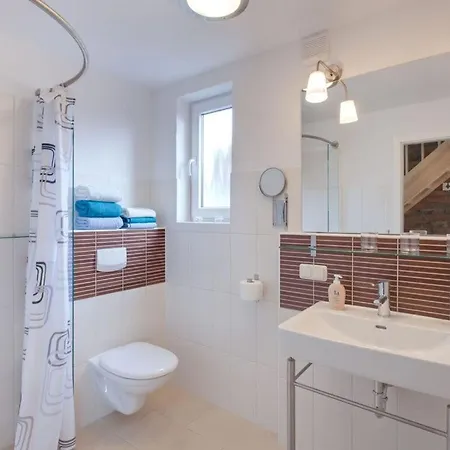 Апартаменты Holiday Tu Hus In Linde Eck Цингст